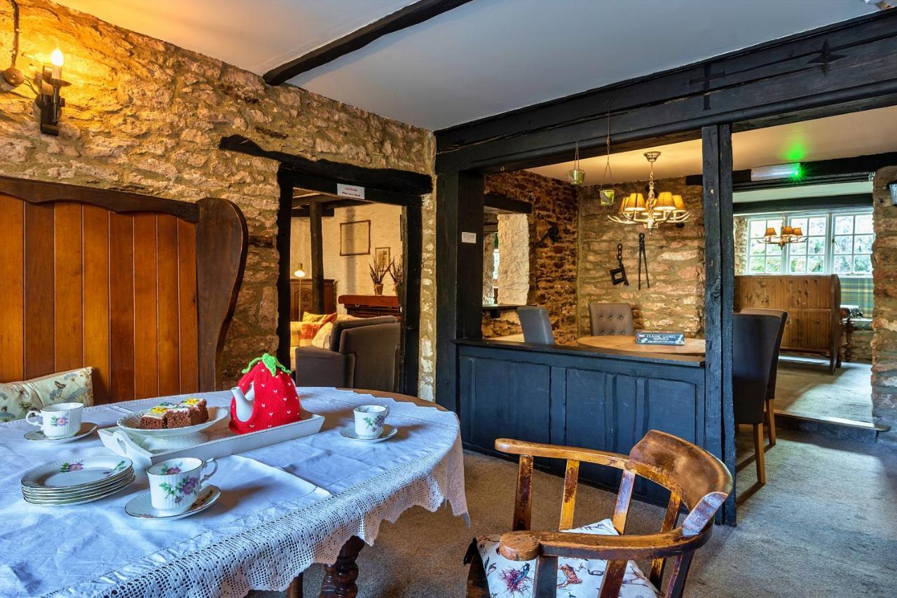 Finest Retreats - The Old Church House Inn Broadhempston Exterior foto
