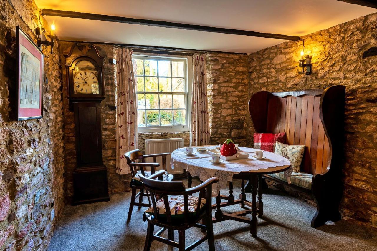 Finest Retreats - The Old Church House Inn Broadhempston Exterior foto