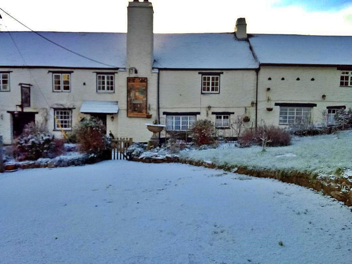Finest Retreats - The Old Church House Inn Broadhempston Exterior foto